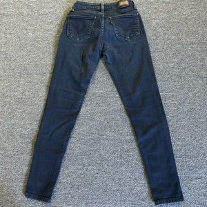 Levi’s skinny jeans